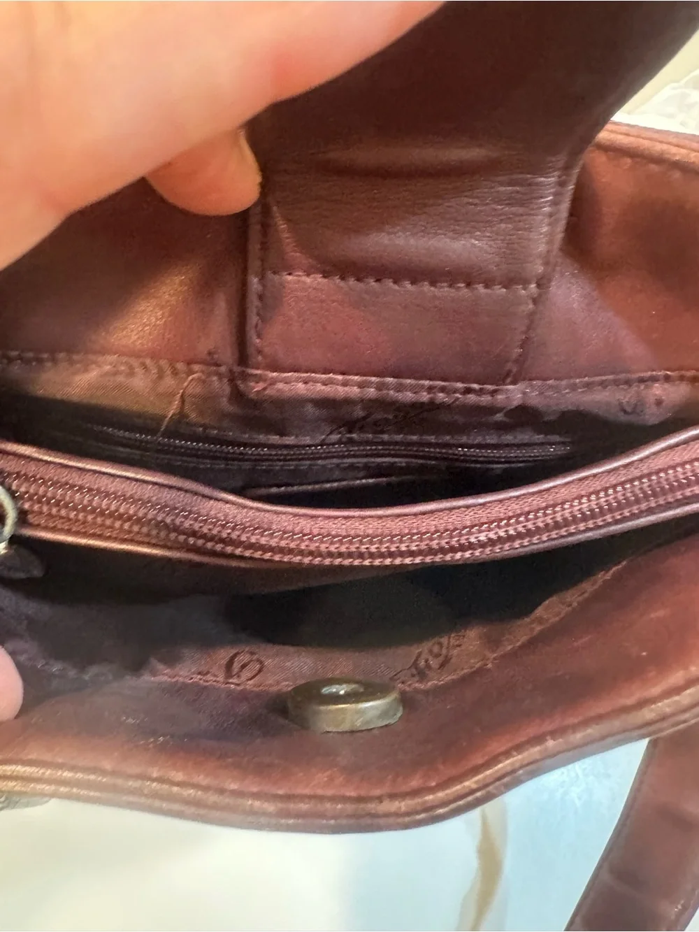 Vintage Fossil Genuine Leather 9x8x3 Messenger Bag Brown Crossbody #75082
